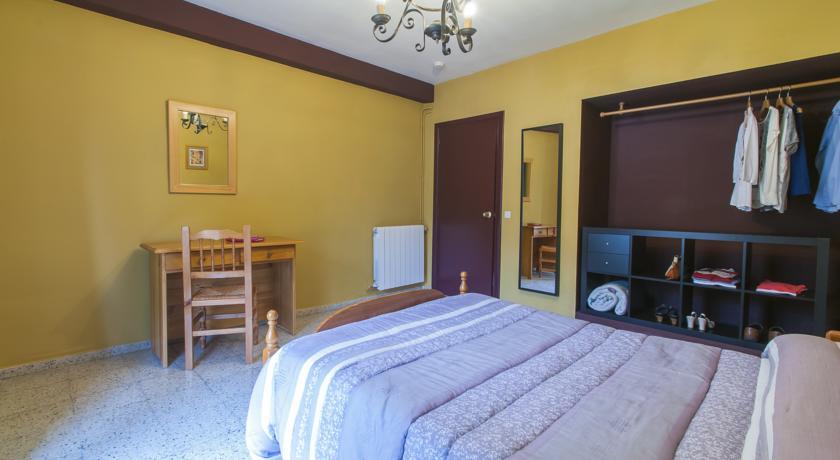 La Casona Del Pinar Albergue Сан-Рафаэль Номер фото